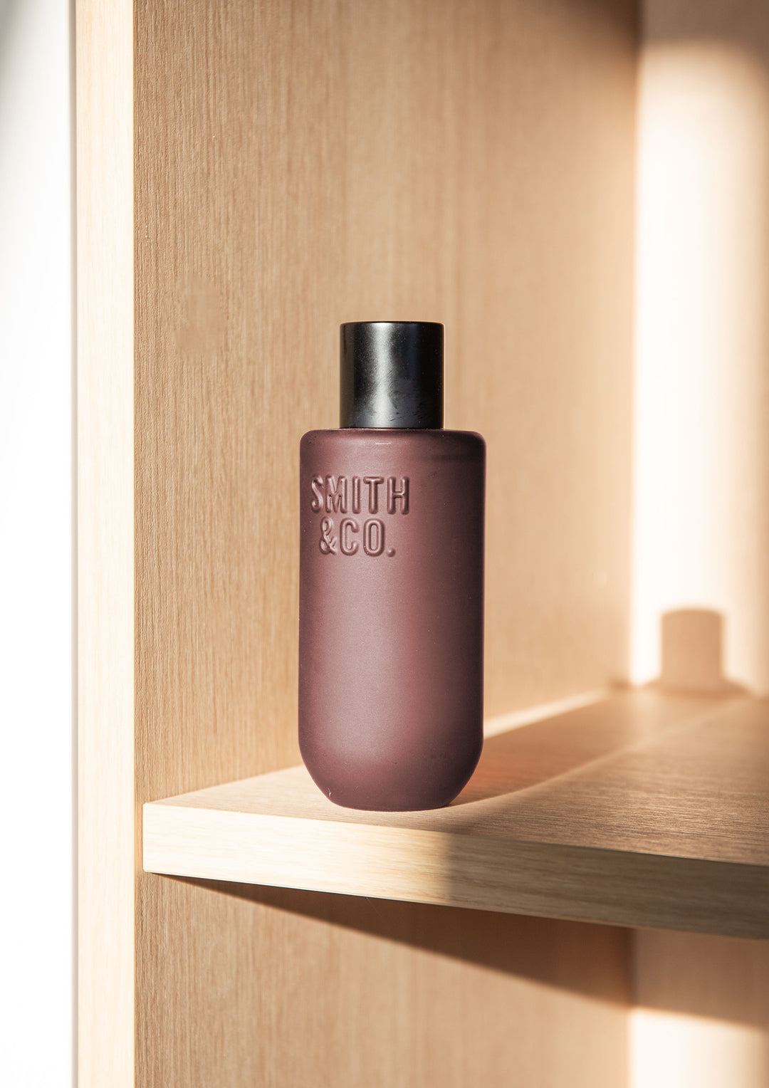 Smith & Co. Room Spray 100ml - Black Oud  & Saffron